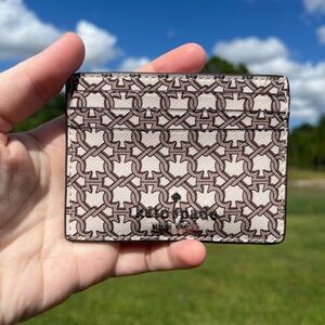 NWT Kate Spade Staci Small Slim ID Card
Holder Wallet
